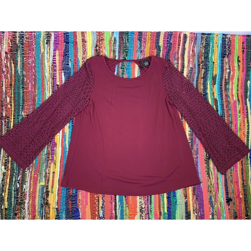 New Directions Burgundy Lace Bell Sleeves Top Blouse Size M Open Back